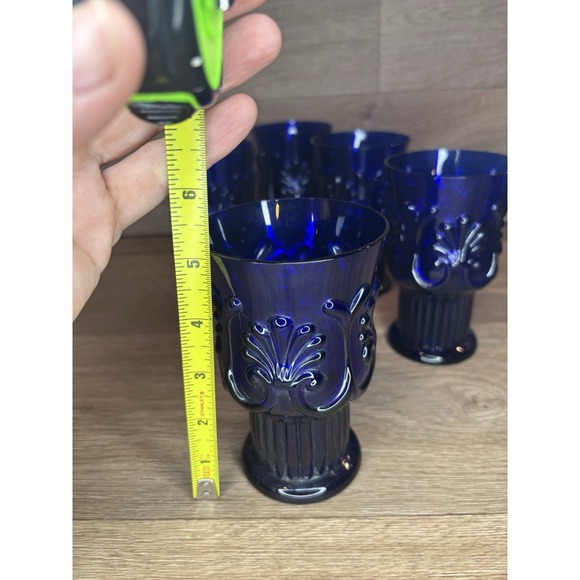 Set Of 5 Vintage Cobalt Blue Libbey Pilgrim Embossed Glasses; One Chip, See Pics - Picture 6 of 9